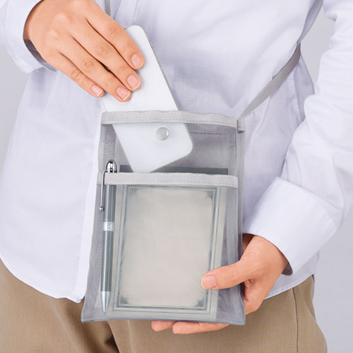 プラシャープ・フロントポケット付きメッシュサコッシュ