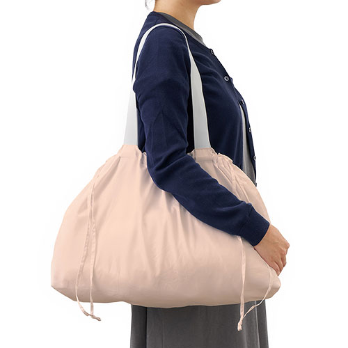 レインカバーにもなる撥水バッグ