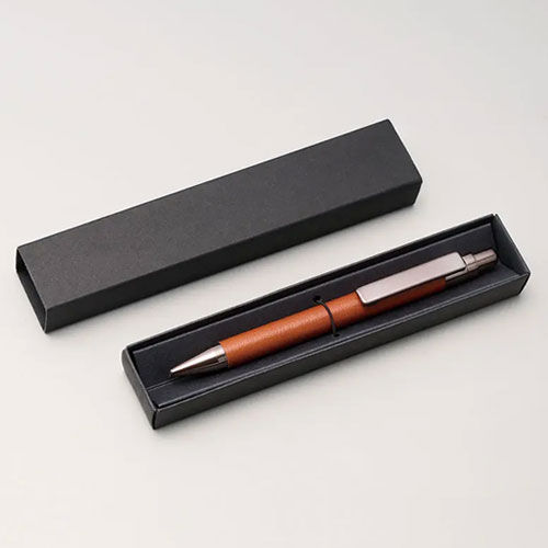 レザー調ボールペン