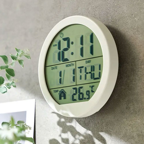 表示が見やすい丸時計