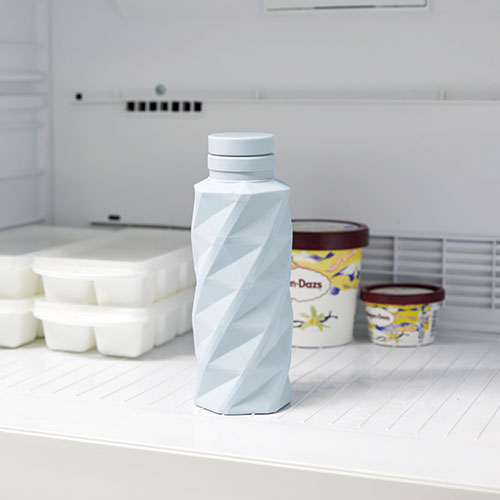 たためるスピナーシリコンボトル