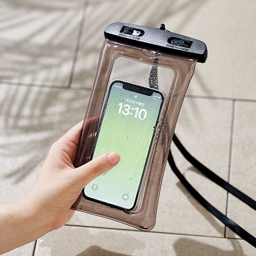 防水スマホケース（ネックストラップ付き）