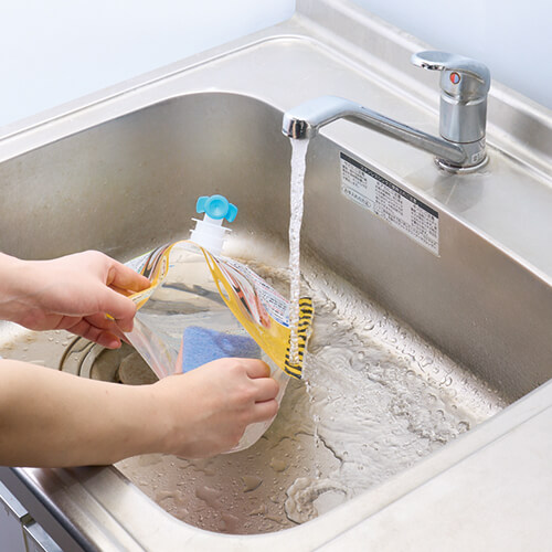 わんわん！レスキュー隊長のコック付き給水タンク ３Ｌ