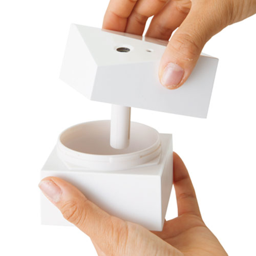 パーソナル加湿器キューブタイプ