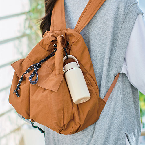 ハンドル付き真空ステンレスボトル２００ｍｌ１本