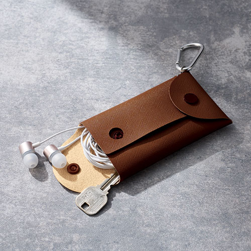 カラモ レザー調マルチケース