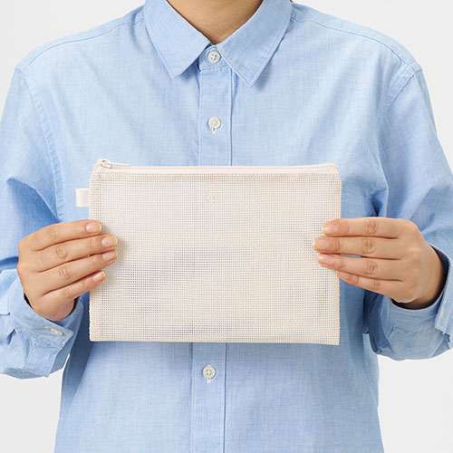 ハードメッシュフラットポーチ(M)