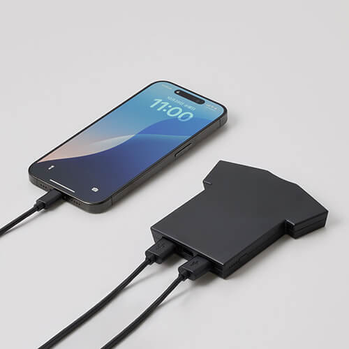 全面印刷できるモバイルチャージャー5000　Ｔシャツ