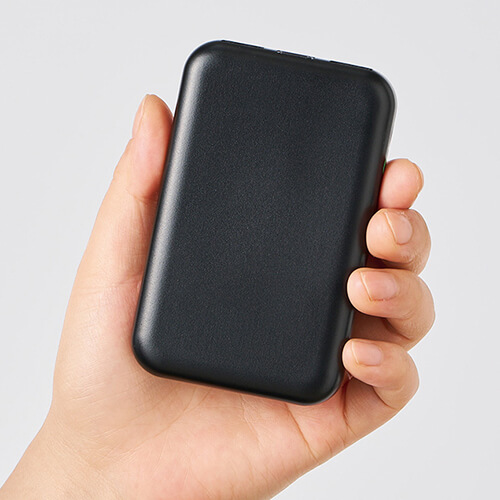 スマートモバイルチャージャー4000